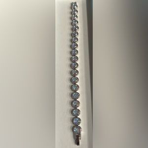 TOUCHSTONE CRYSTAL BY SWAROVSKI ICE BRACELET
